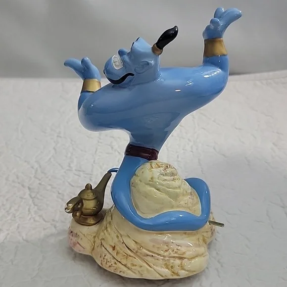 Disney Alladin Rotating music box Schmid Vintage 1993 plays a "A friend like Me" - Picture 11 of 14